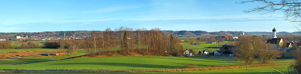 Blick von Oberrohr ins Mindeltal. Panorama - aus vier Einzelbildern zusammengefügt.